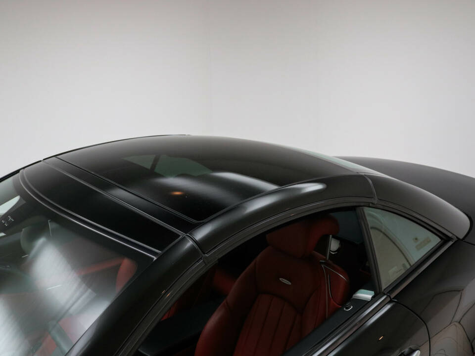 Image 19/21 of Mercedes-Benz SL 65 AMG (2005)