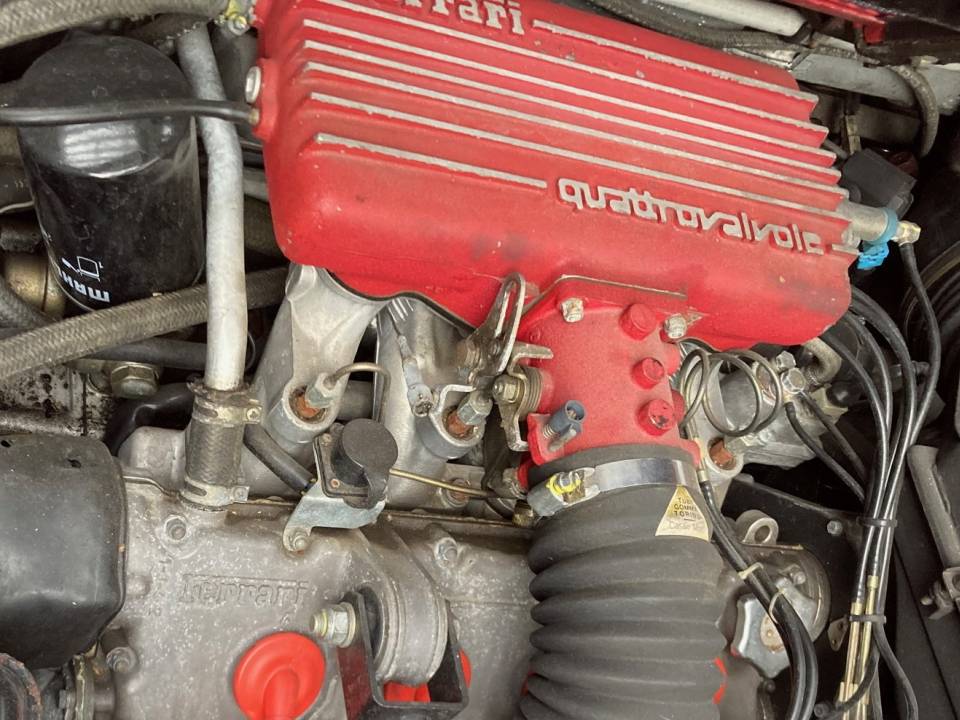 Image 13/18 de Ferrari Mondial Quattrovalvole (1984)