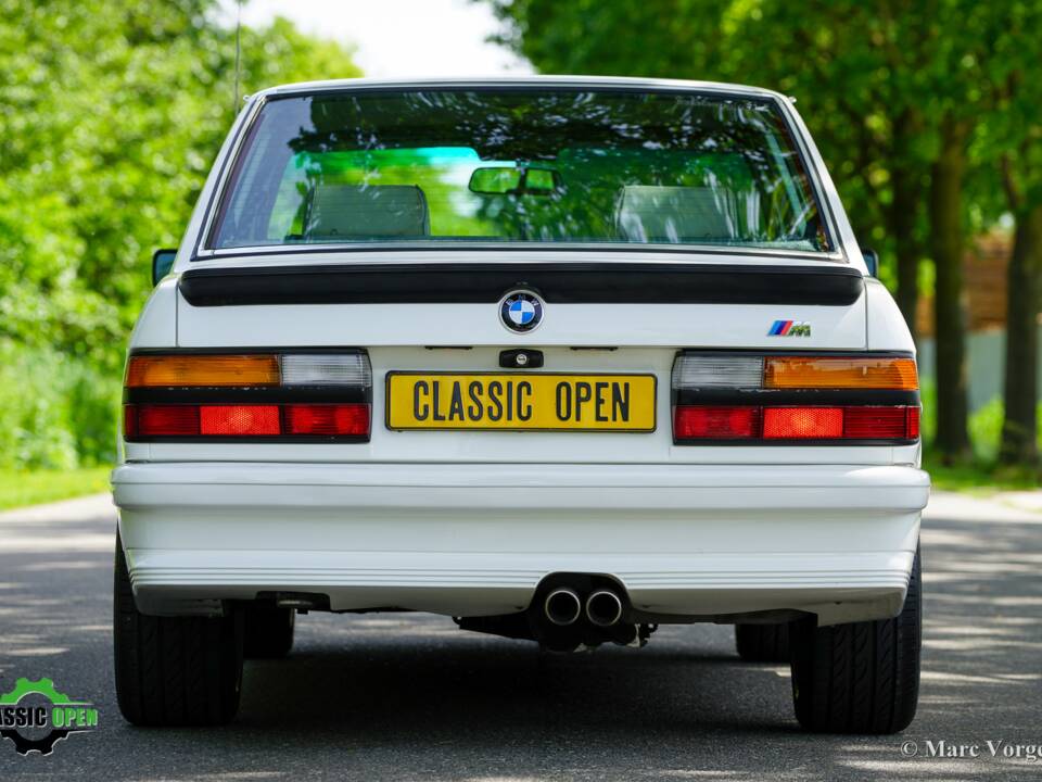 Image 47/51 of BMW M 535i (1985)