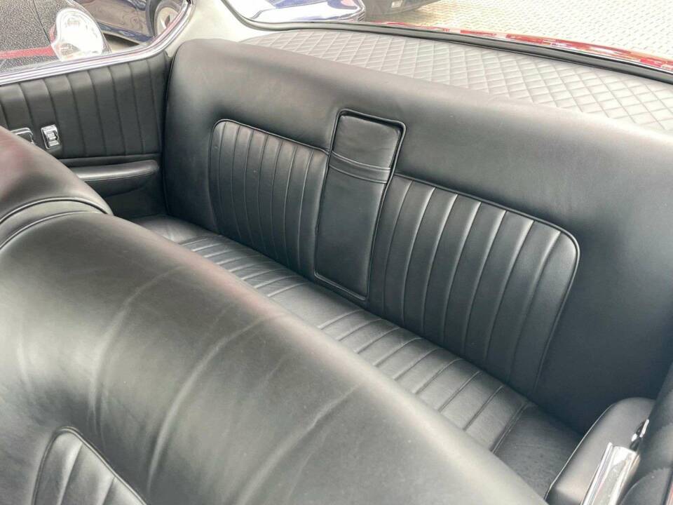 Image 13/20 of BMW 3200 CS (1965)