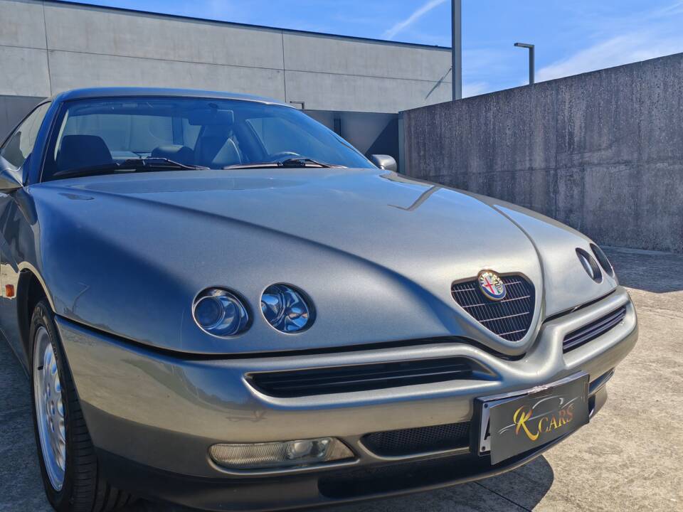 Bild 15/39 von Alfa Romeo GTV 2.0 Twin Spark (1996)