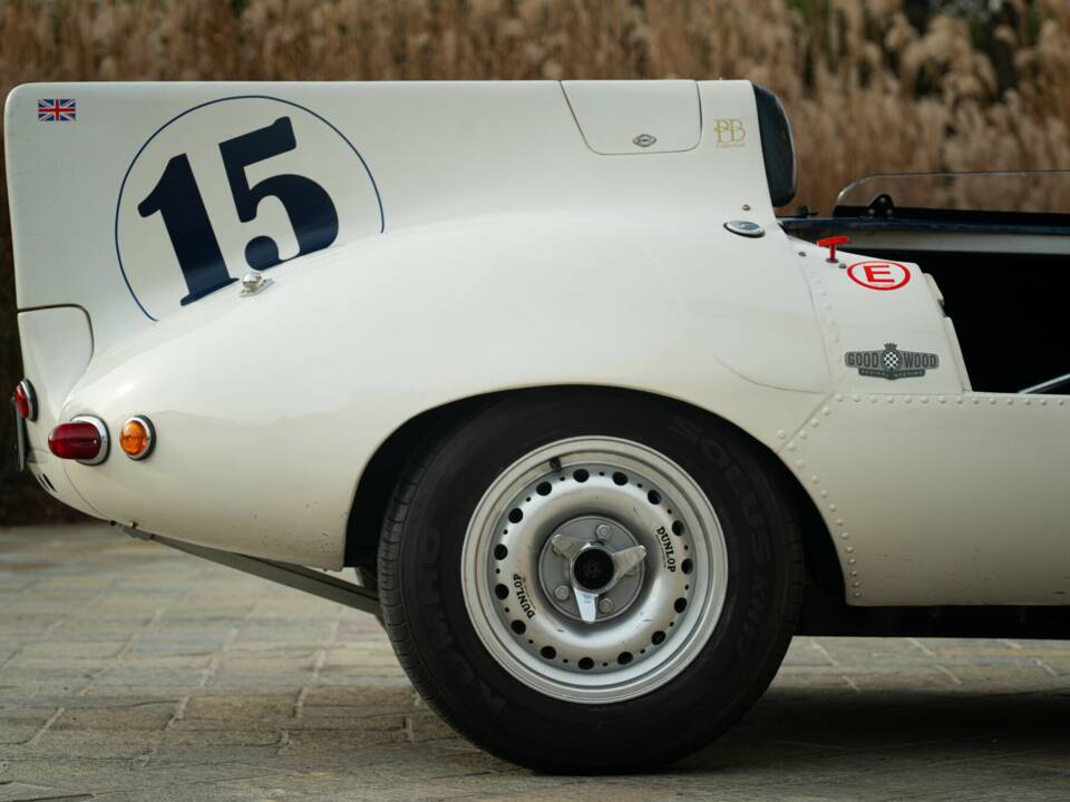 Immagine 19/50 di Jaguar D-Type (1977)