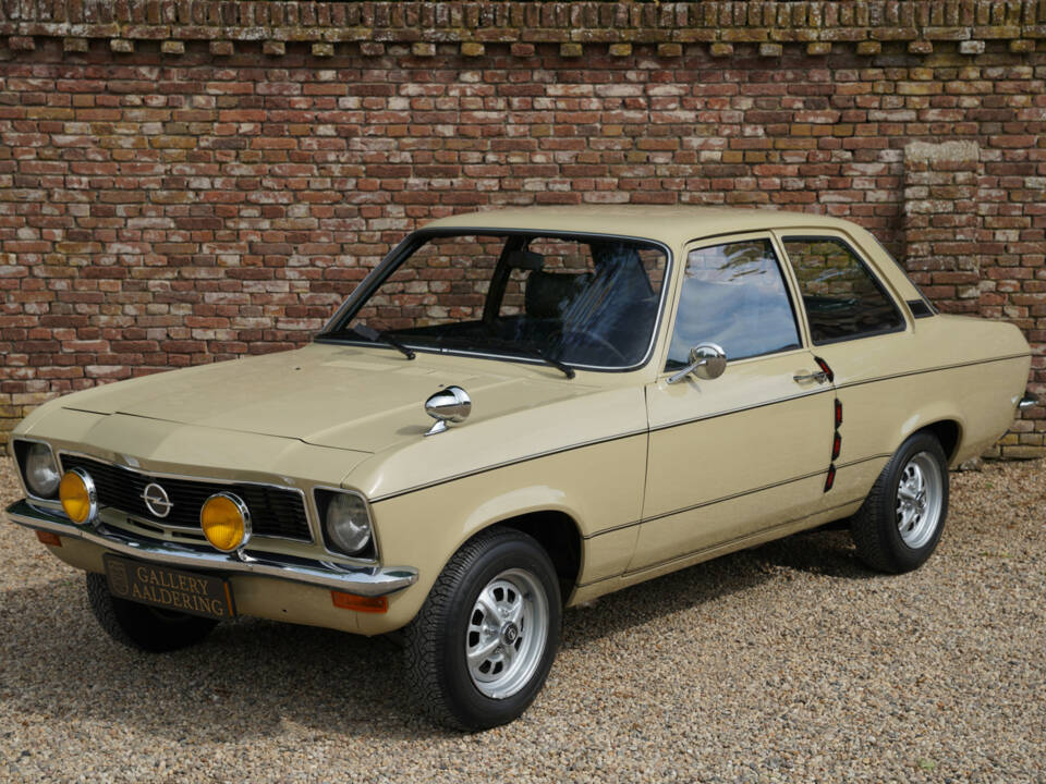 Bild 28/50 von Opel Ascona 1,2 S (1975)