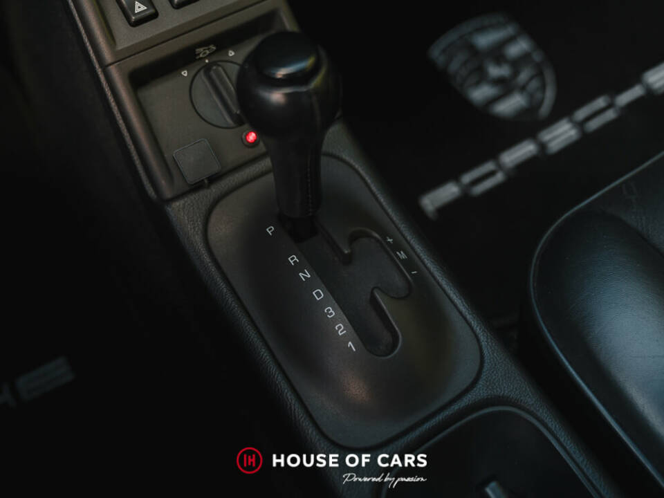 Image 45/51 of Porsche 911 Carrera 2 (1992)