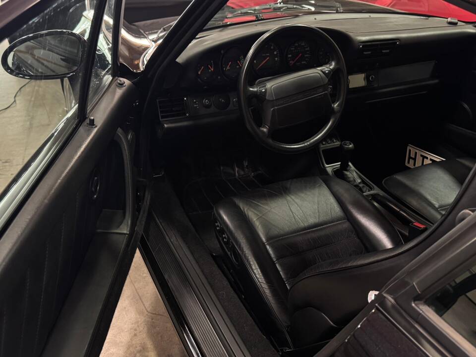 Image 4/9 of Porsche 911 Turbo 3.3 (1991)