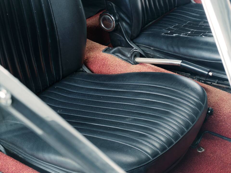 Image 40/50 of Alfa Romeo 1600 Spider Duetto (1966)