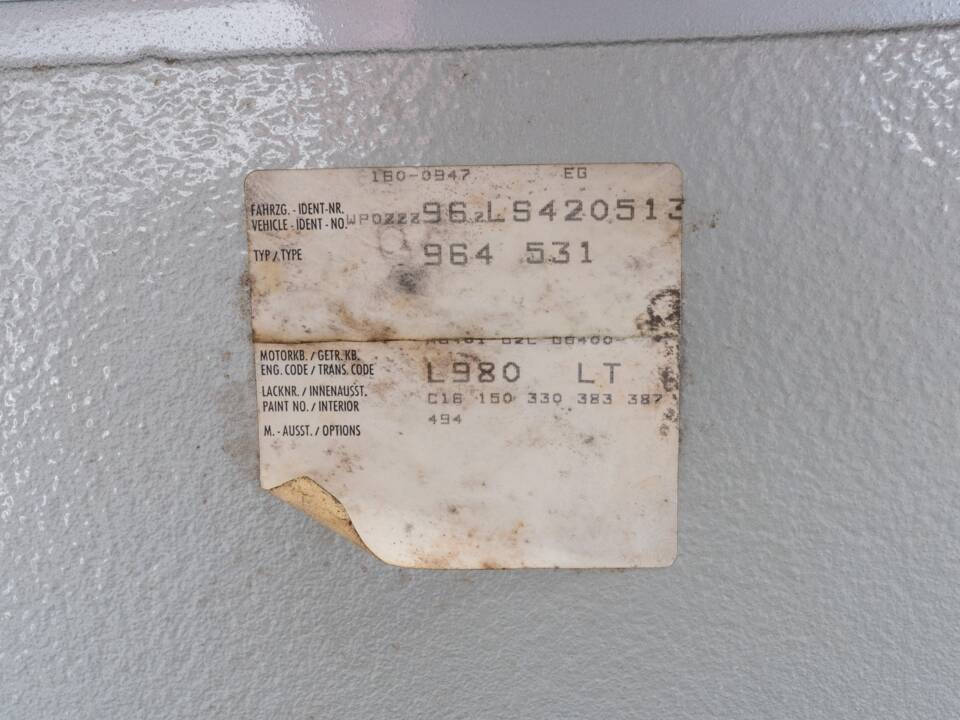 Bild 51/56 von Porsche 911 Carrera 4 (1990)