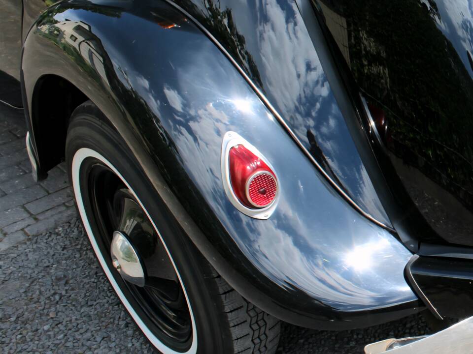 Image 15/50 of Citroën Traction Avant 11 Familiale (1955)