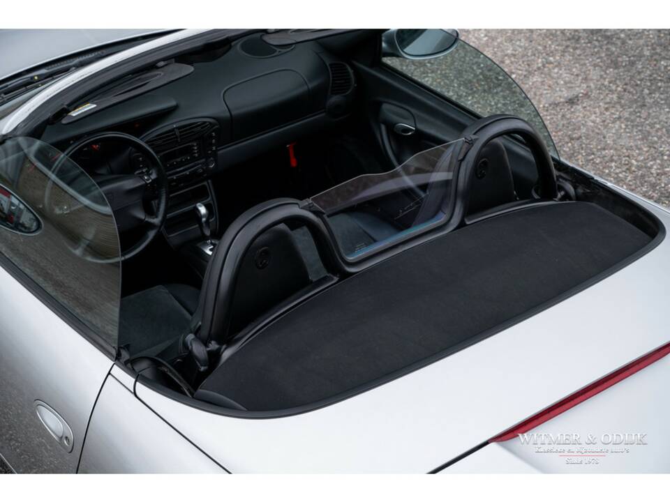 Imagen 29/32 de Porsche Boxster (2000)