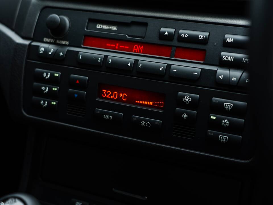 Bild 33/68 von BMW M3 (2003)