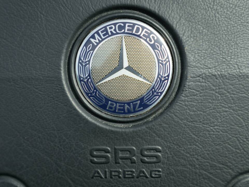 Image 41/50 of Mercedes-Benz SLK 200 Kompressor (1998)