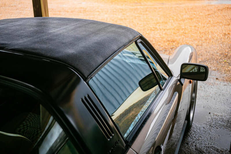 Image 12/50 of Porsche 911 SC 3.0 (1982)