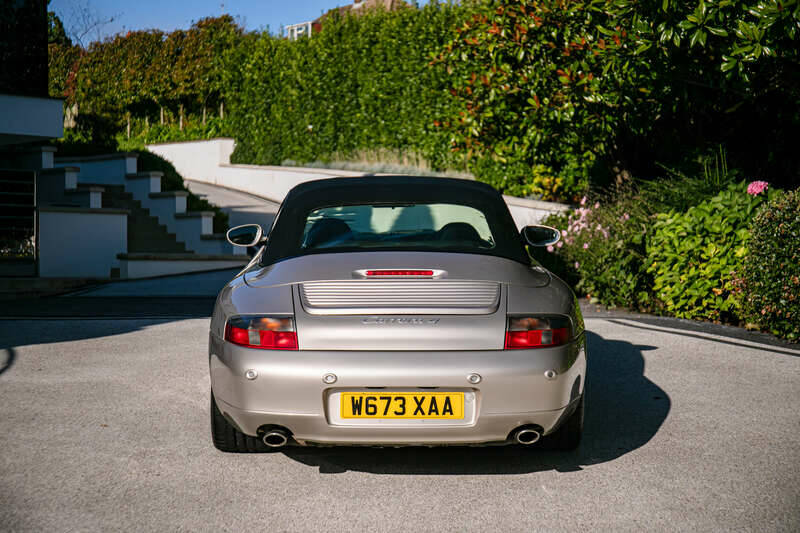 Imagen 10/27 de Porsche 911 Carrera 4 (2000)