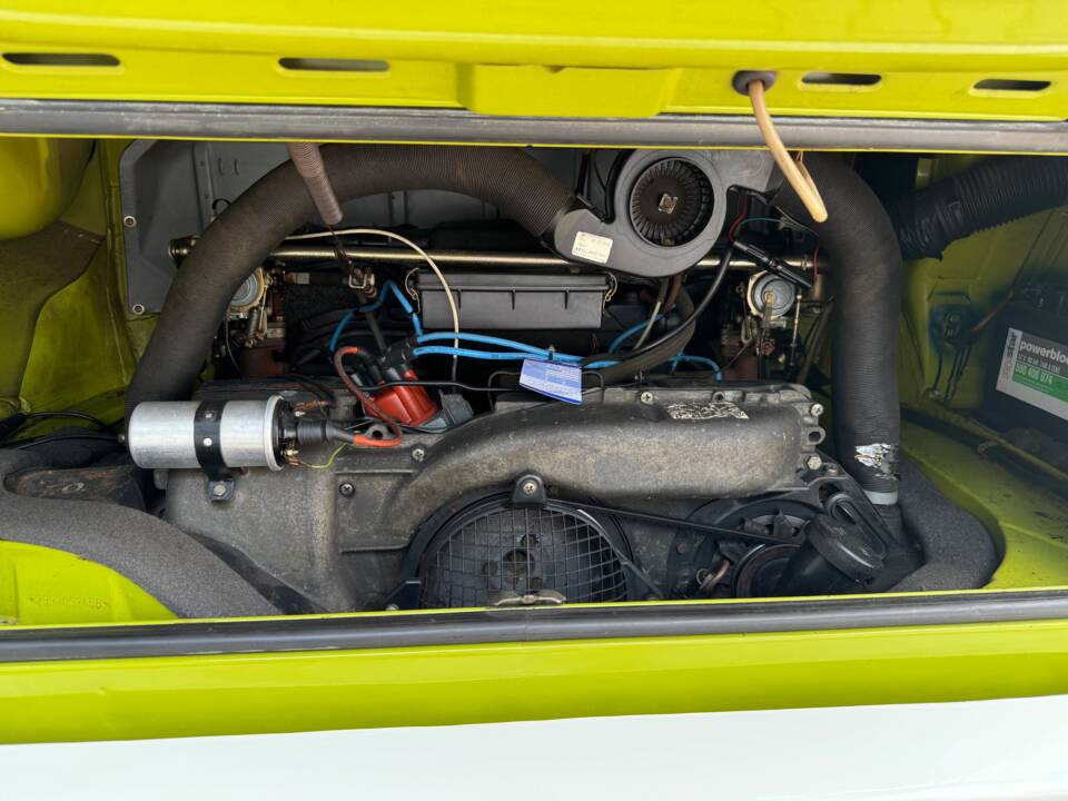 Image 37/100 of Volkswagen T2b Westfalia (1979)