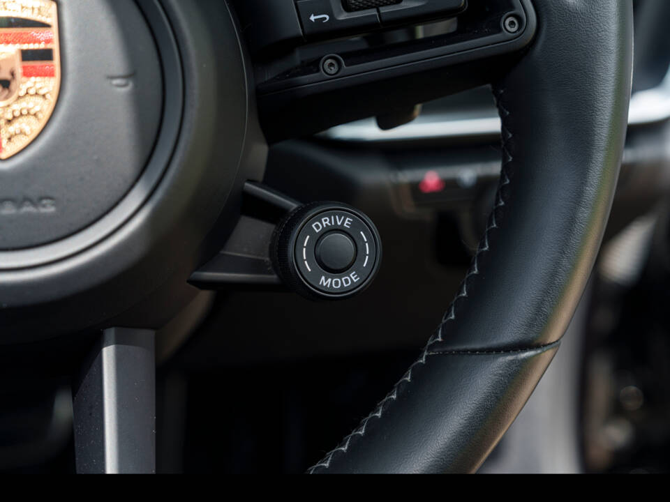 Image 19/33 of Porsche 911 Turbo S (2023)