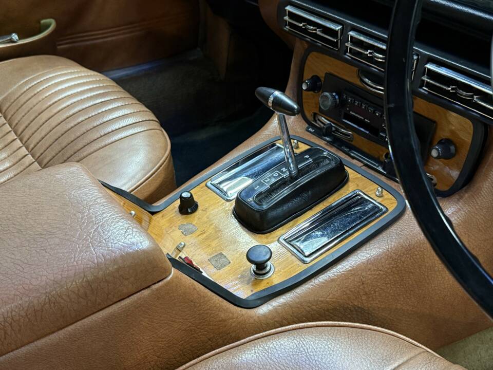 Bild 26/50 von Jaguar XJ 6 4.2 (1972)