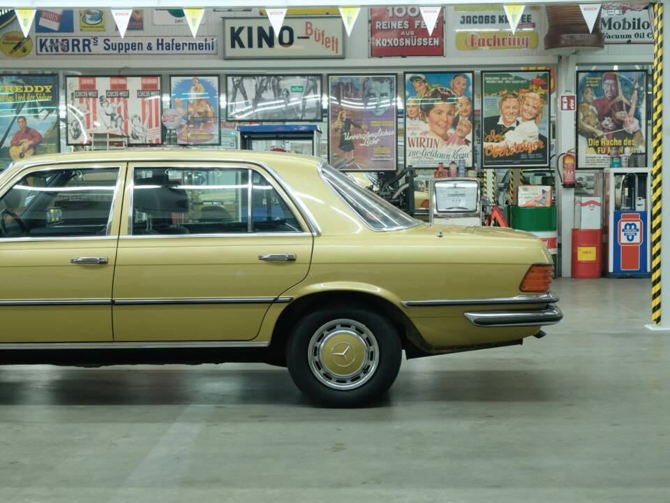 Image 5/76 of Mercedes-Benz 350 SEL (1977)