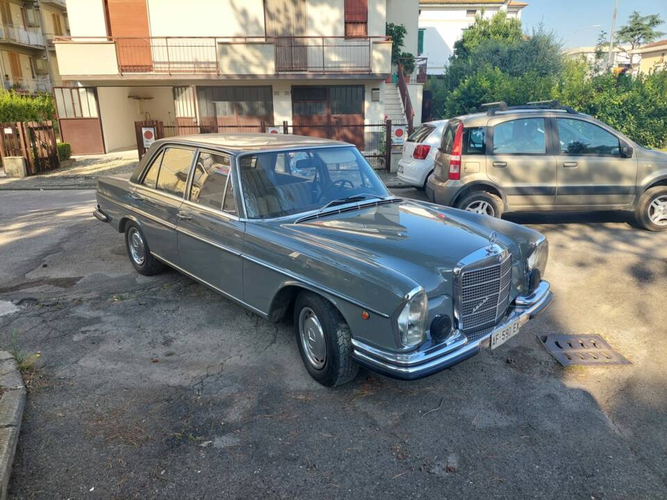 Imagen 3/14 de Mercedes-Benz 280 SE (1968)