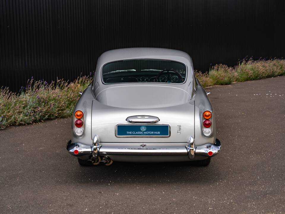Image 9/42 de Aston Martin DB 5 (1964)