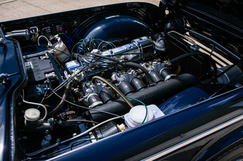 Image 3/31 of Triumph TR 5 PI (1968)