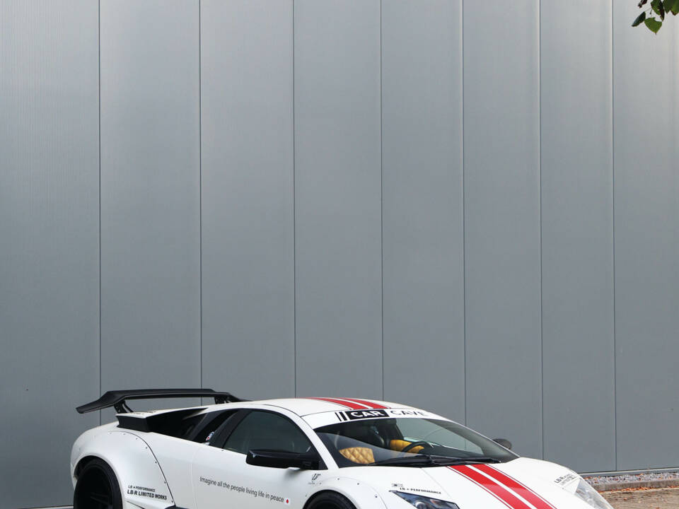 Afbeelding 38/82 van Lamborghini Murciélago (2002)