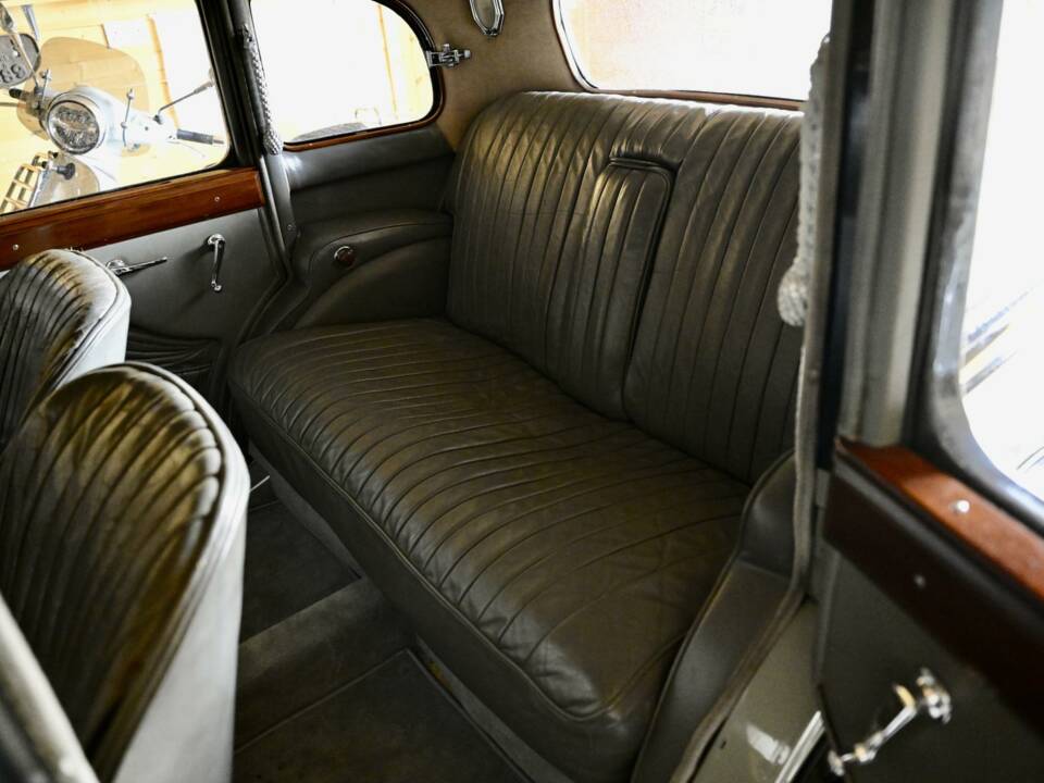 Bild 37/50 von Wolseley 18/80 Salon De Ville (1937)