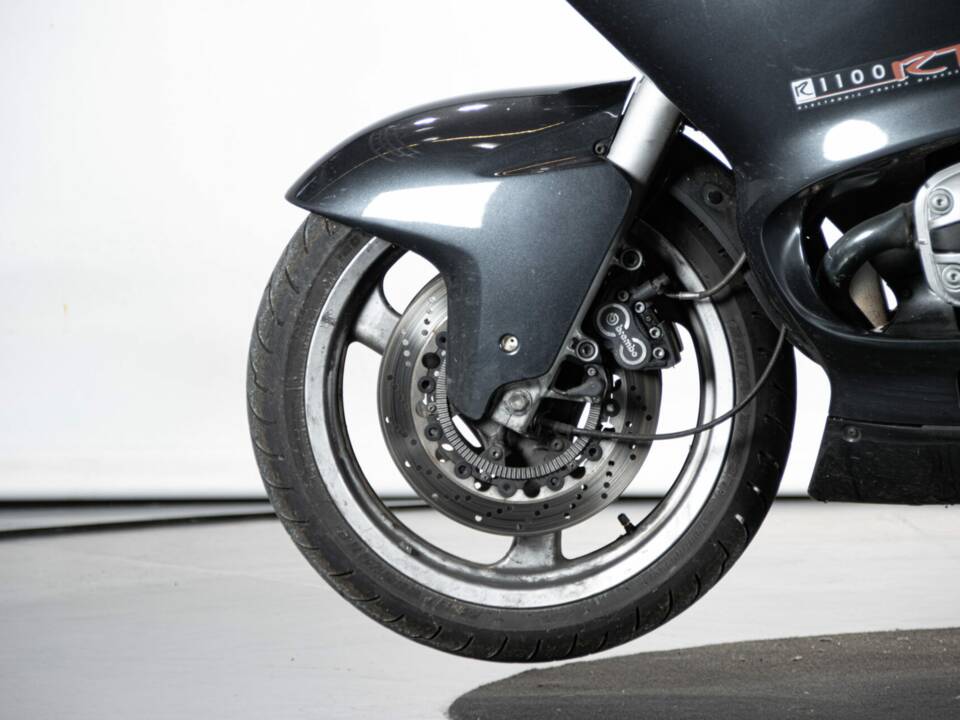 Image 17/50 de BMW R 1100 RT (1998)