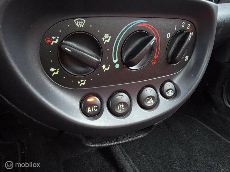 Image 16/22 de Ford Streetka (2003)