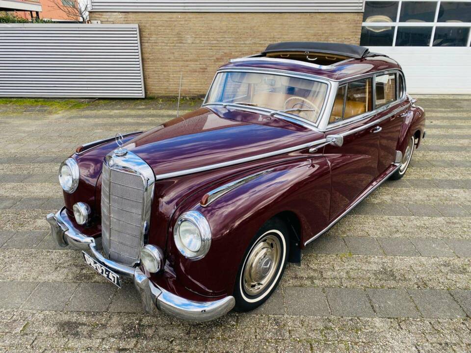 Immagine 21/50 di Mercedes-Benz 300 b (1954)