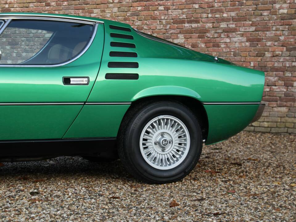 Image 31/50 of Alfa Romeo Montreal (1973)