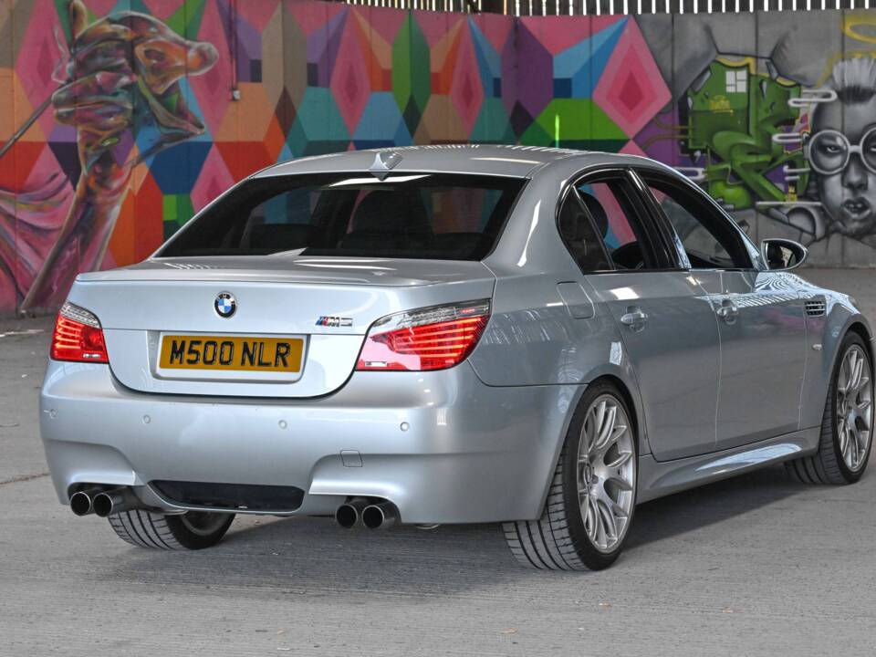 Immagine 5/58 di BMW M5 (2007)