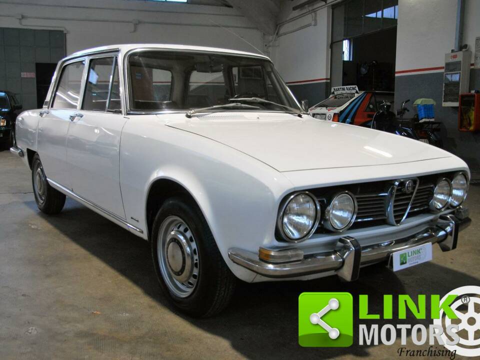 Immagine 1/10 di Alfa Romeo 1750 Berlina (1968)