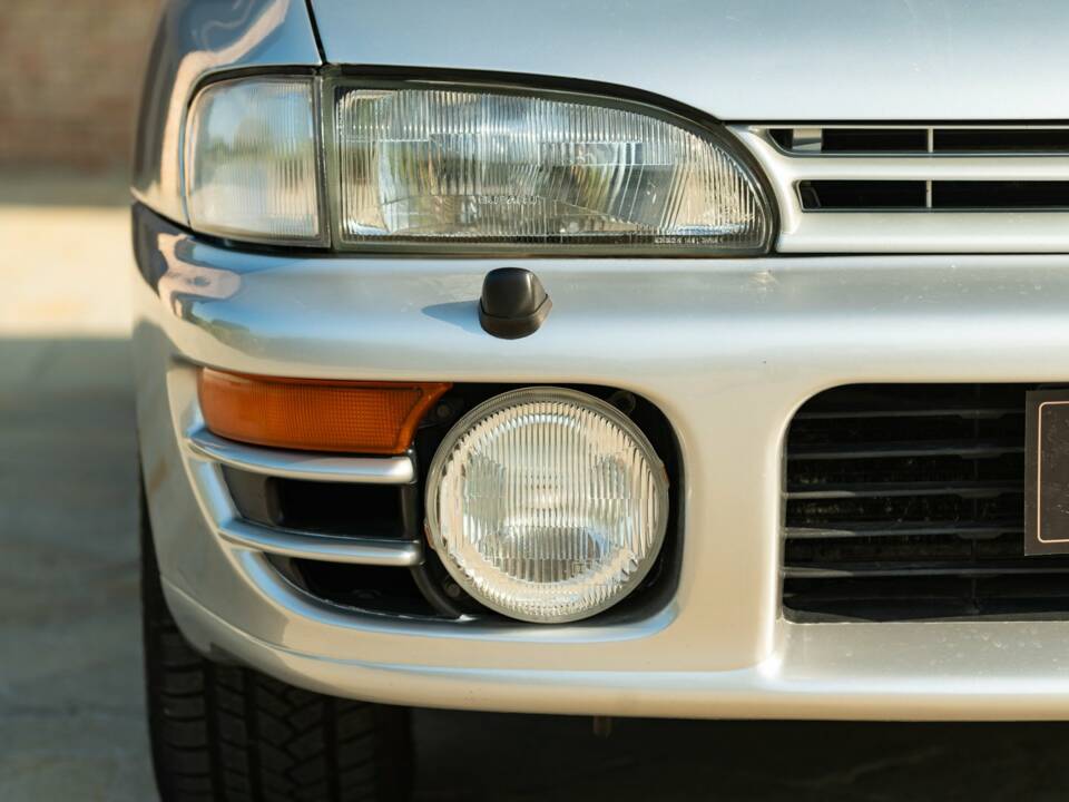 Image 16/50 of Subaru Impreza WRX (1996)