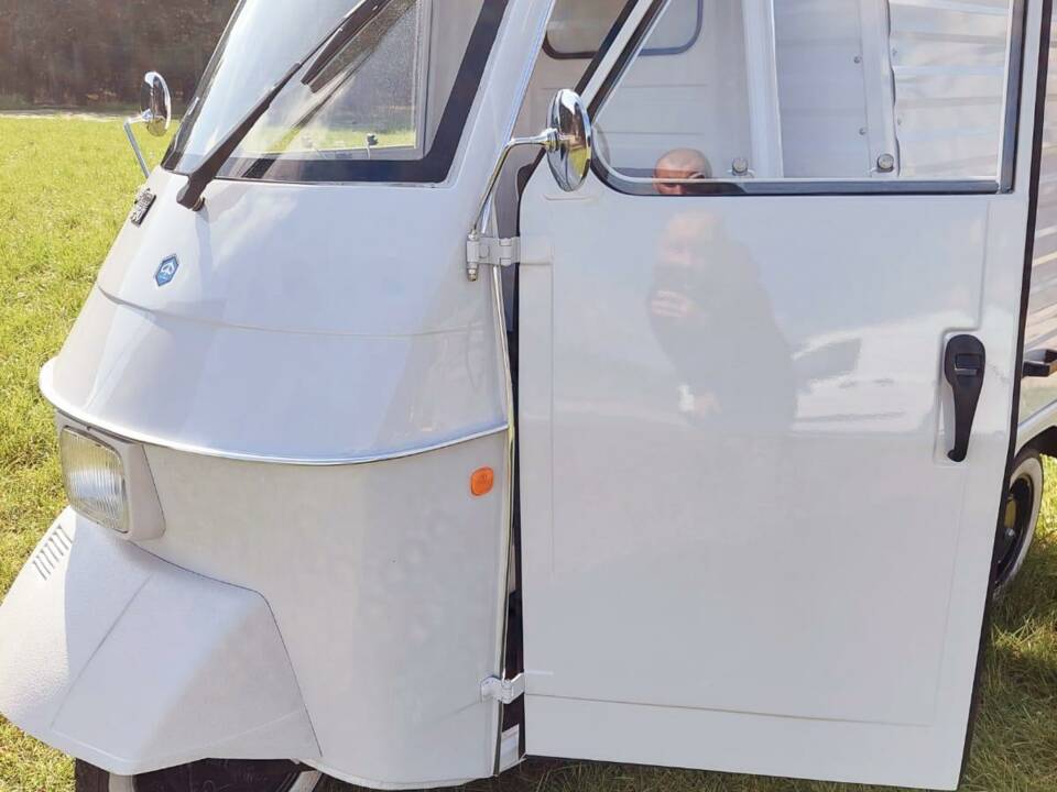 Image 26/29 of Piaggio Ape P50 (1980)