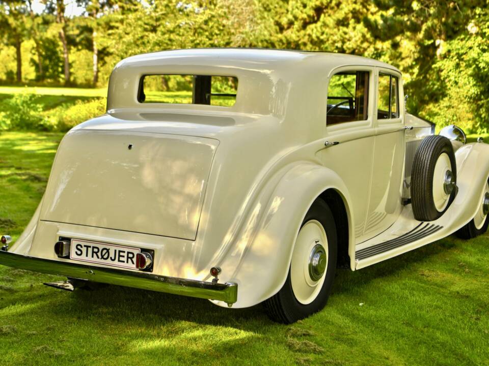 Image 11/50 of Rolls-Royce Phantom II (1934)