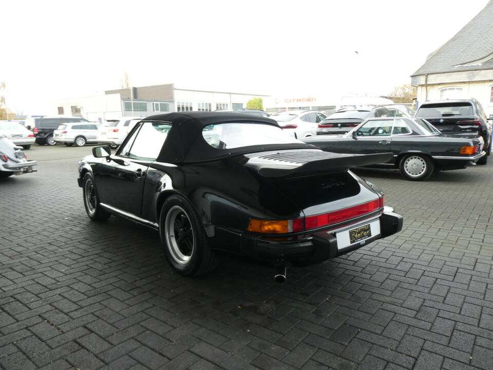 Bild 6/21 von Porsche 911 Carrera 3.2 (1987)