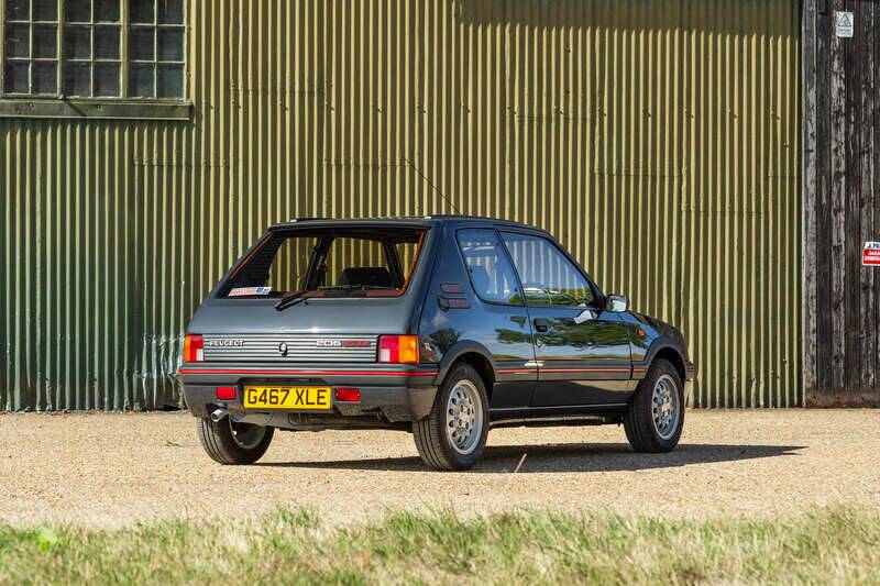 Imagen 36/50 de Peugeot 205 GTi 1.6 (1989)