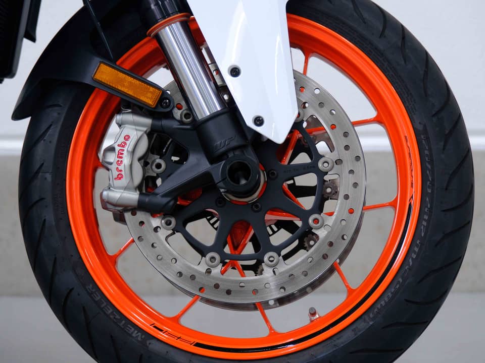 Image 3/83 of KTM 1290 Super Duke R (2018)