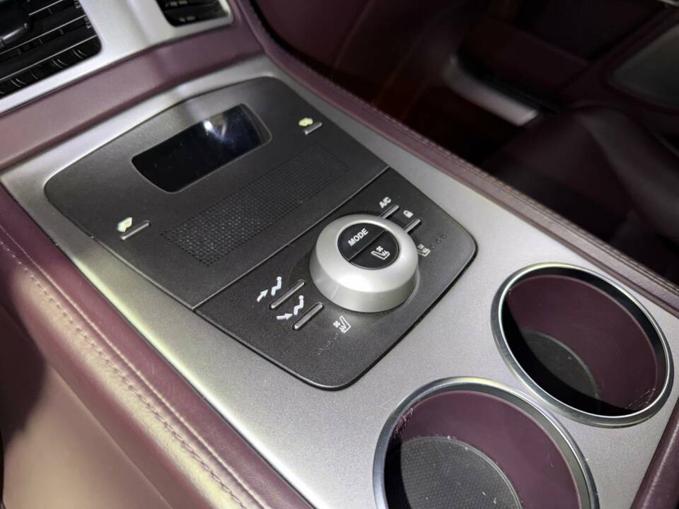 Immagine 15/42 di Aston Martin Rapide (2011)