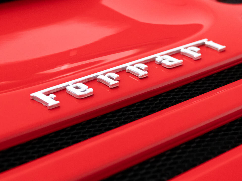 Imagen 9/39 de Ferrari F 355 Berlinetta (1997)