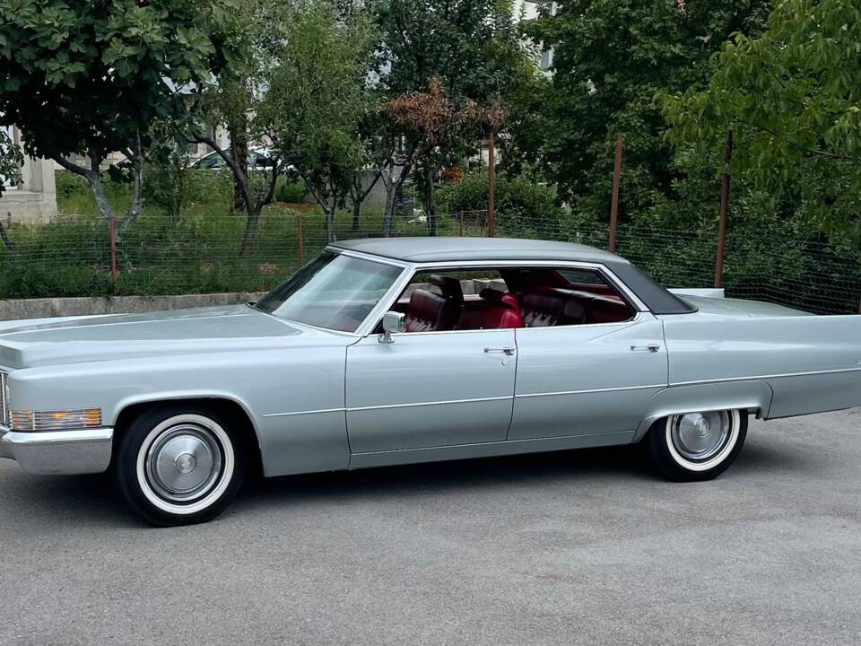 Image 40/51 de Cadillac Sedan DeVille (1970)