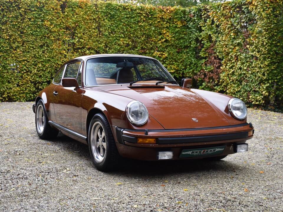 Image 9/37 de Porsche 911 Carrera 3.0 (1977)