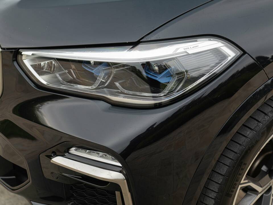 Bild 14/50 von BMW X5 M50d (2019)