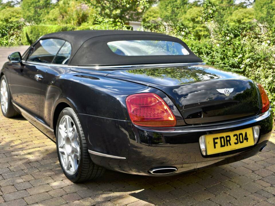 Bild 13/42 von Bentley Continental GTC W12 (2011)