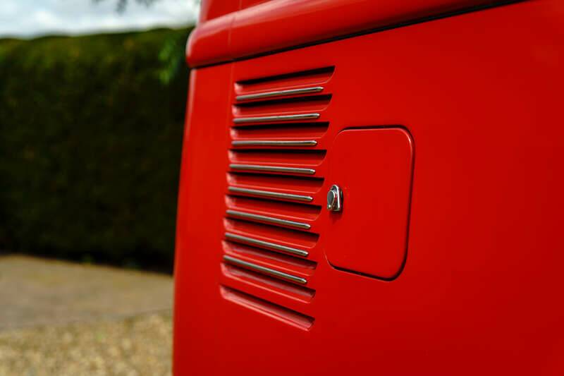 Image 41/50 of Volkswagen T1 panel van (1963)