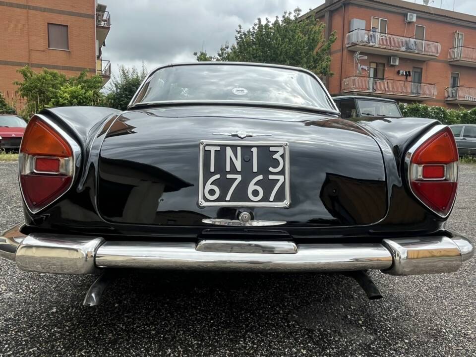 Imagen 6/23 de Lancia Flaminia GT Touring (1961)
