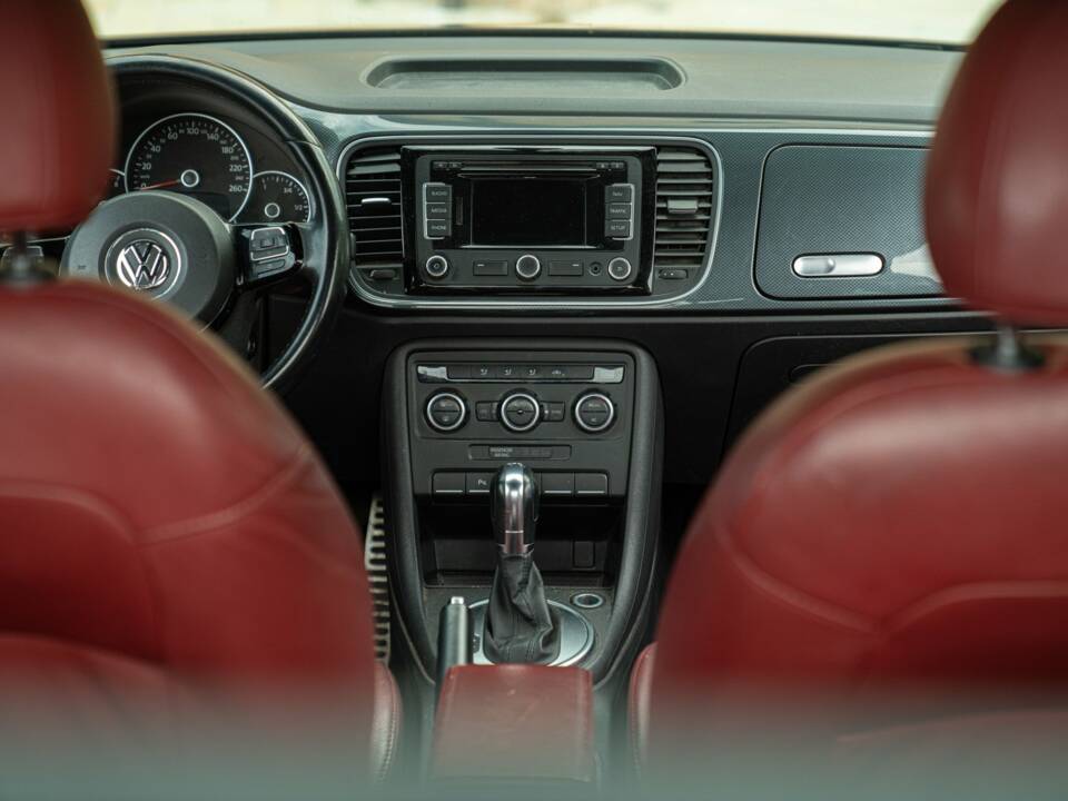 Image 49/50 of Volkswagen New Beetle 2.0 (2012)