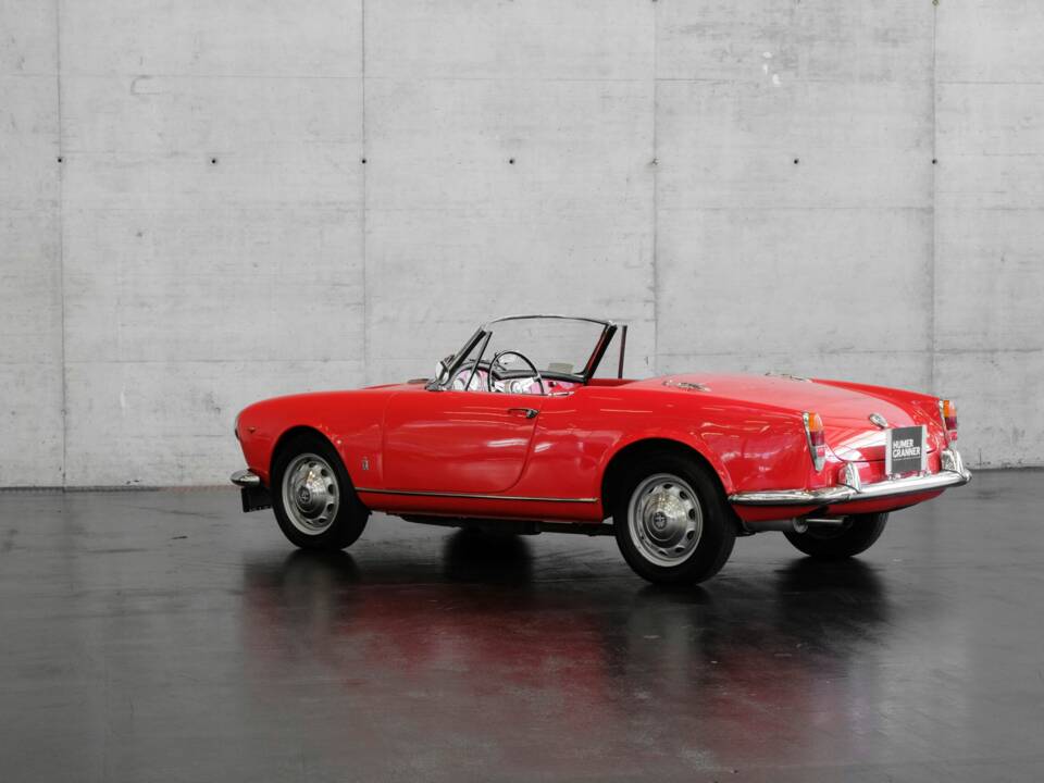 Afbeelding 6/46 van Alfa Romeo Giulia 1600 Spider (1963)
