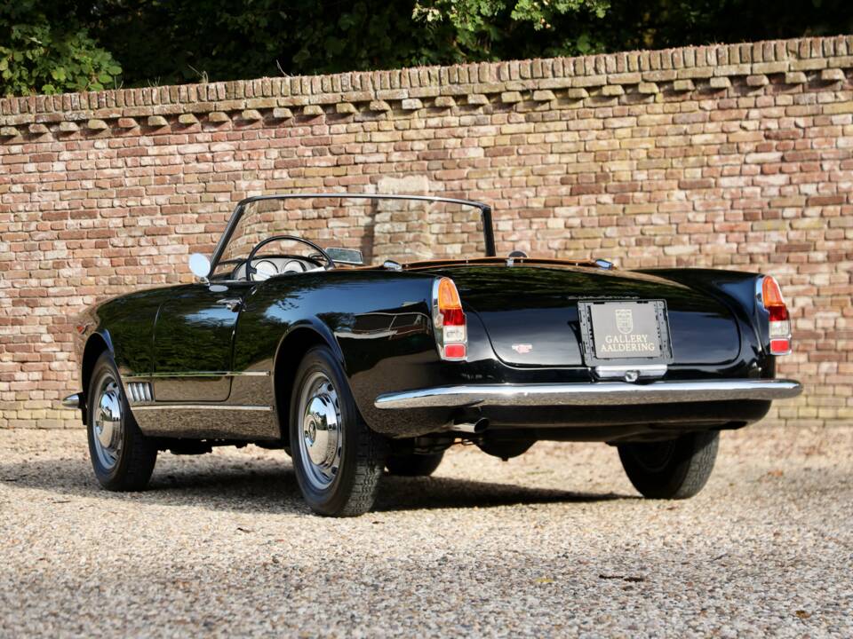 Bild 2/50 von Alfa Romeo 2000 Spider (1961)