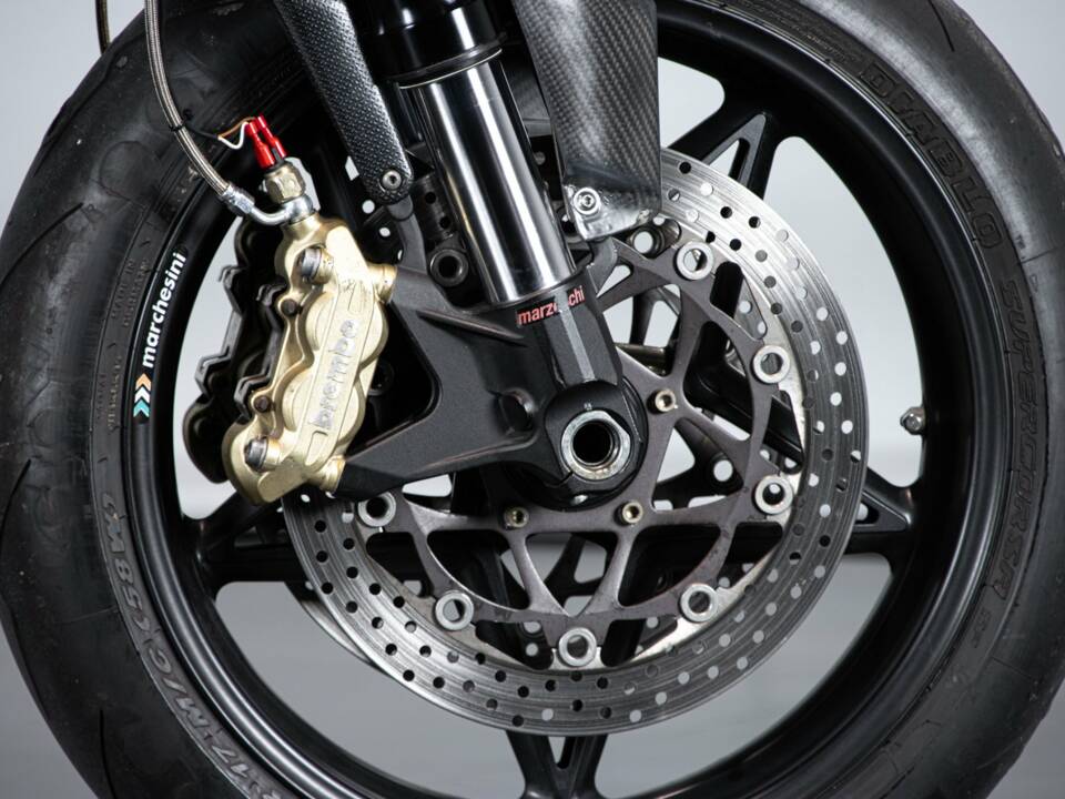 Immagine 32/50 di Cagiva DUMMY (2003)